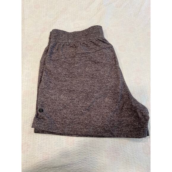lululemon athletica Pants - Lululemon spring break away gray shorts 10 women
